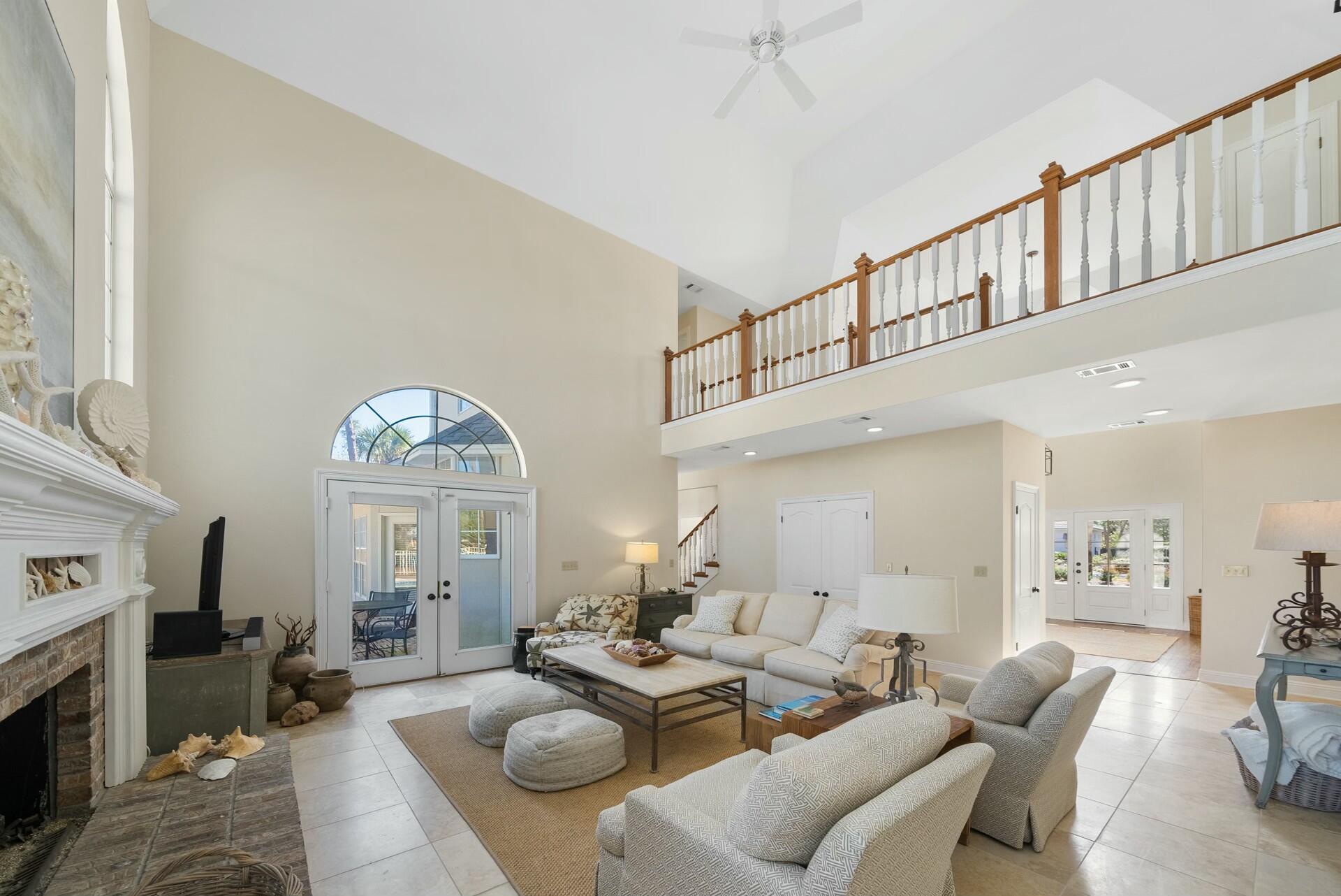 TROON DRIVE - Residential
