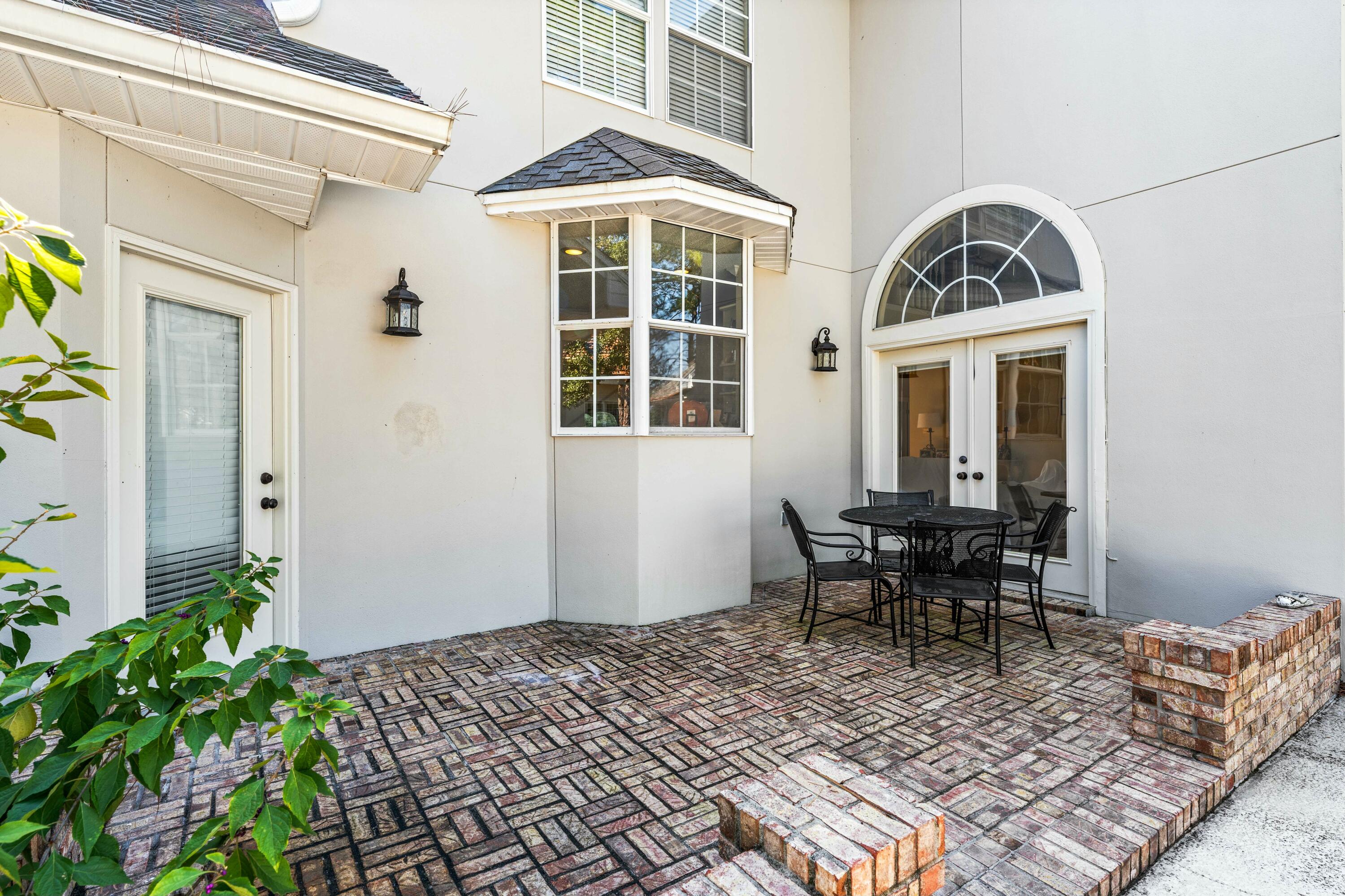 TROON DRIVE - Residential