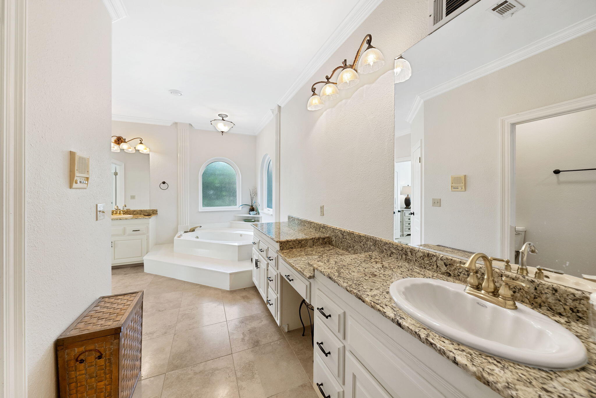 TROON DRIVE - Residential