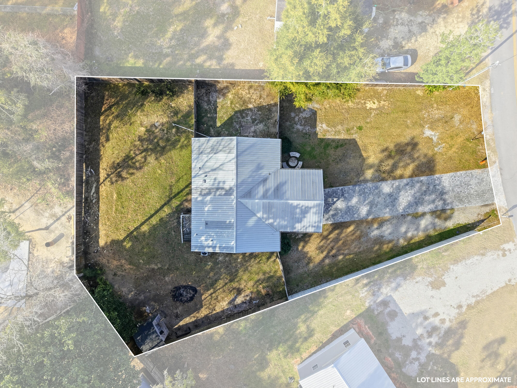 Lot 125 MAGNOLIA BAYES S/D PB 8-56 OR 3060-4632 OR 3108-3493 - Residential