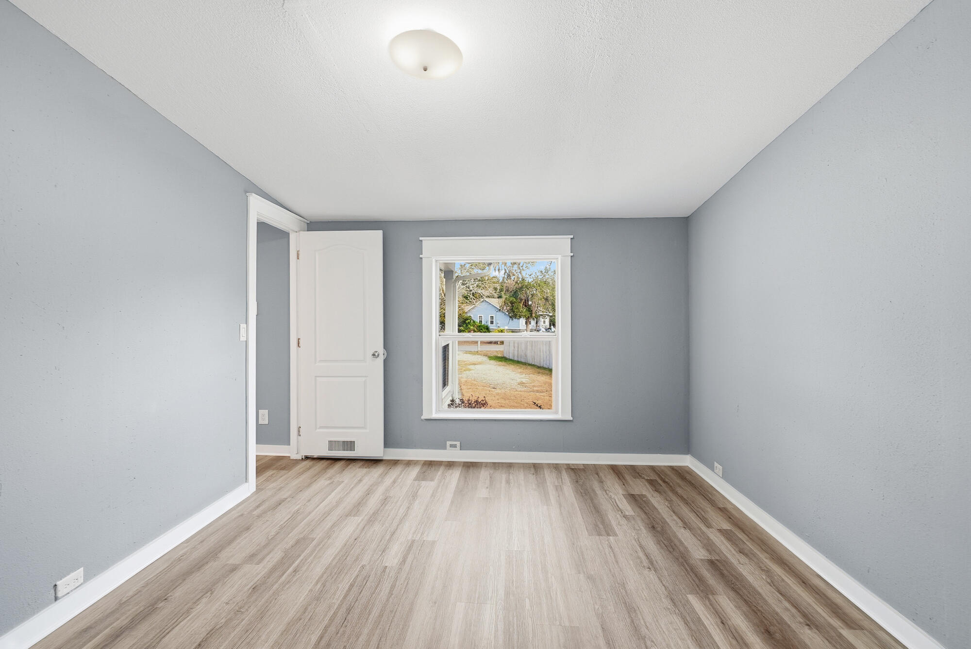 Lot 125 MAGNOLIA BAYES S/D PB 8-56 OR 3060-4632 OR 3108-3493 - Residential