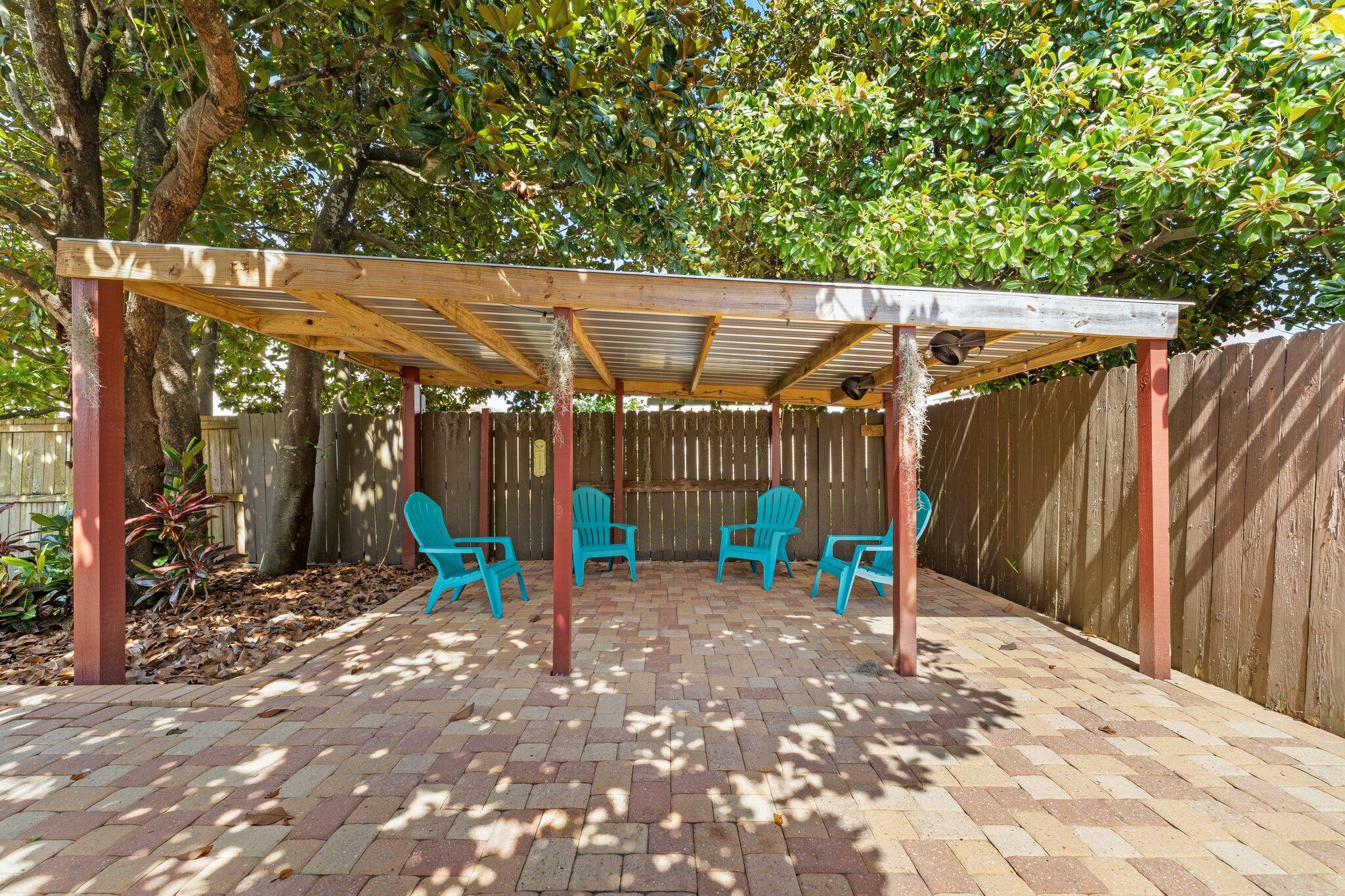 CASA DE LAS FLORES - Residential