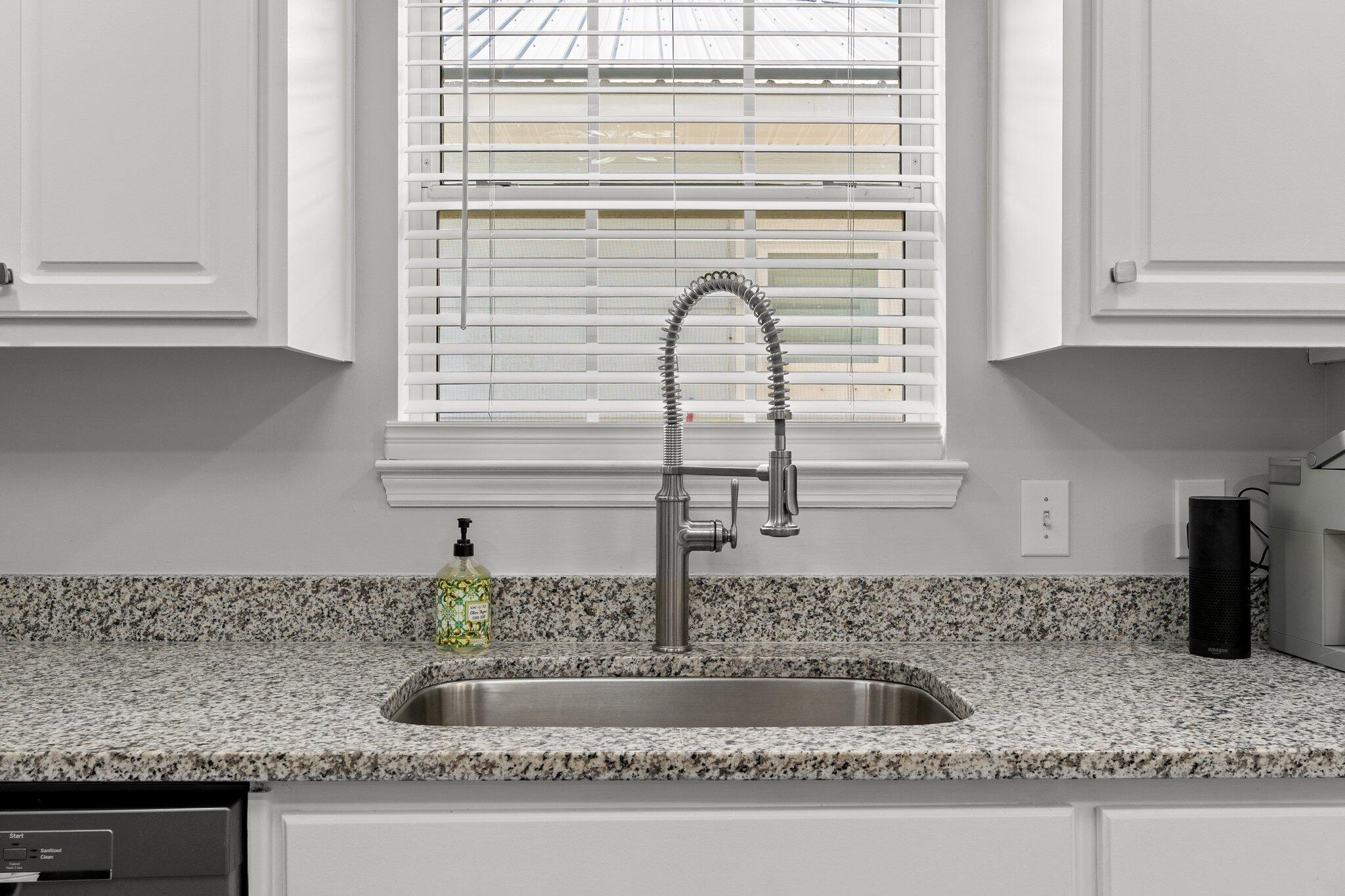 CASA DE LAS FLORES - Residential