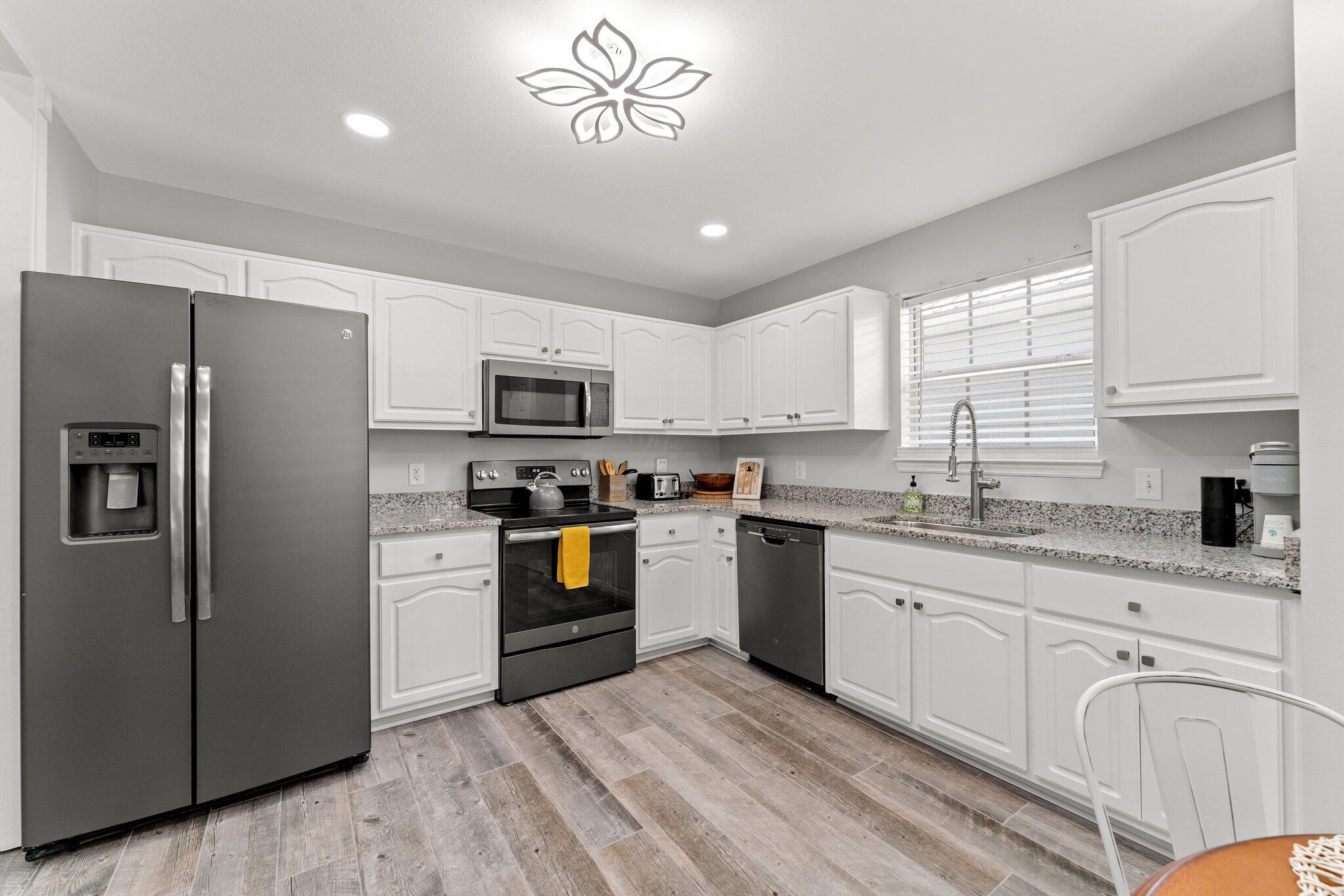 CASA DE LAS FLORES - Residential