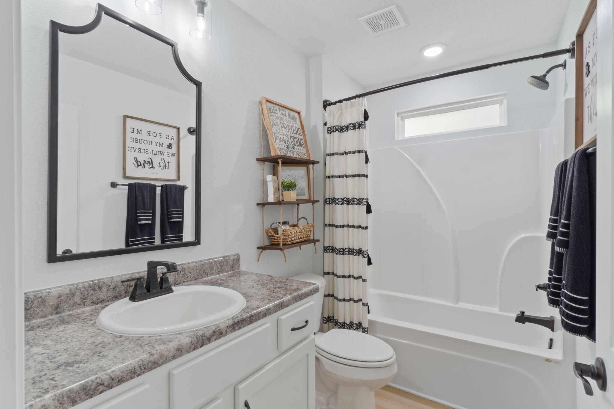 PLANTATION OAKS S/D - Residential