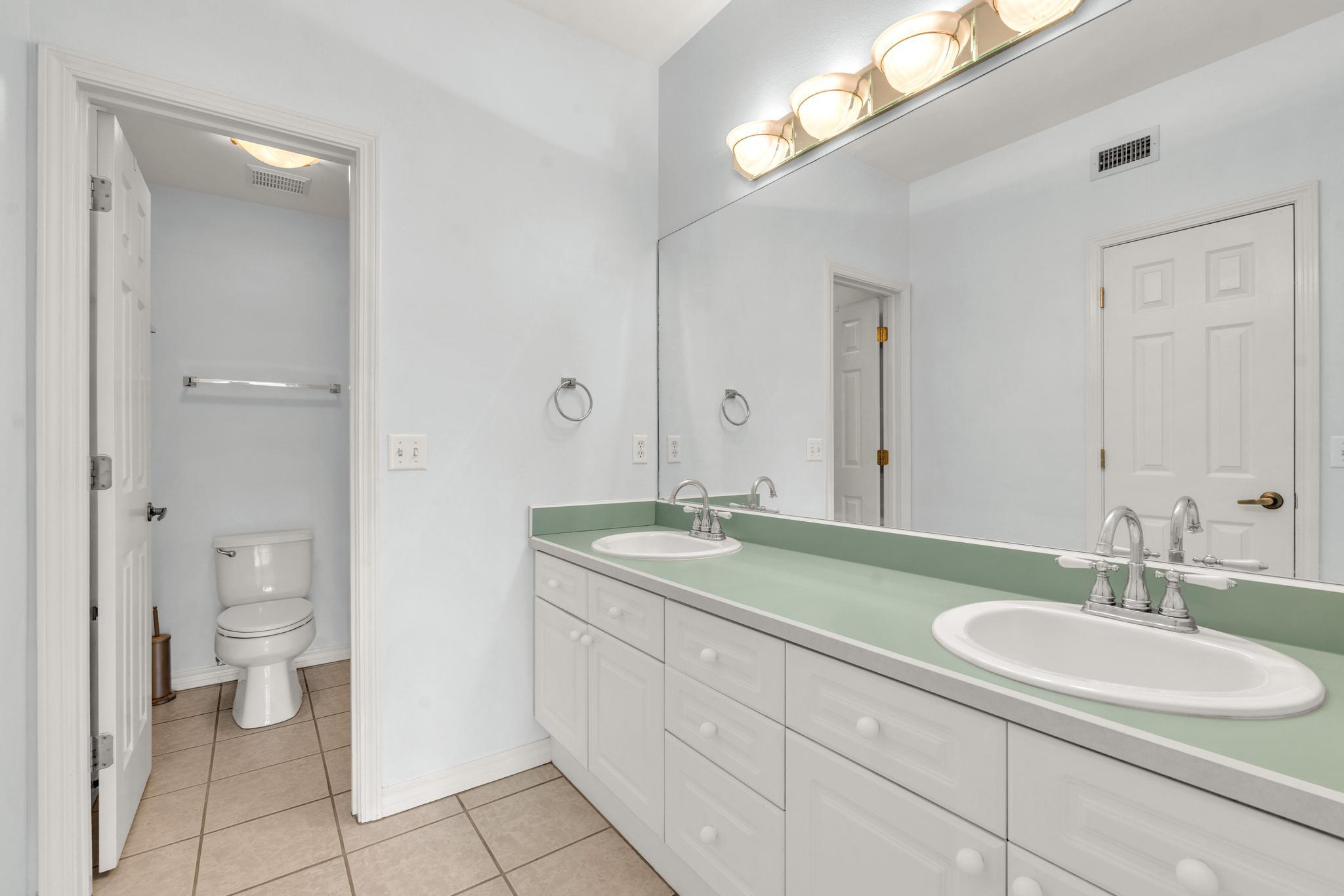 LAKESIDE CONDO AT BLUEWATER BAY - Residential Lease