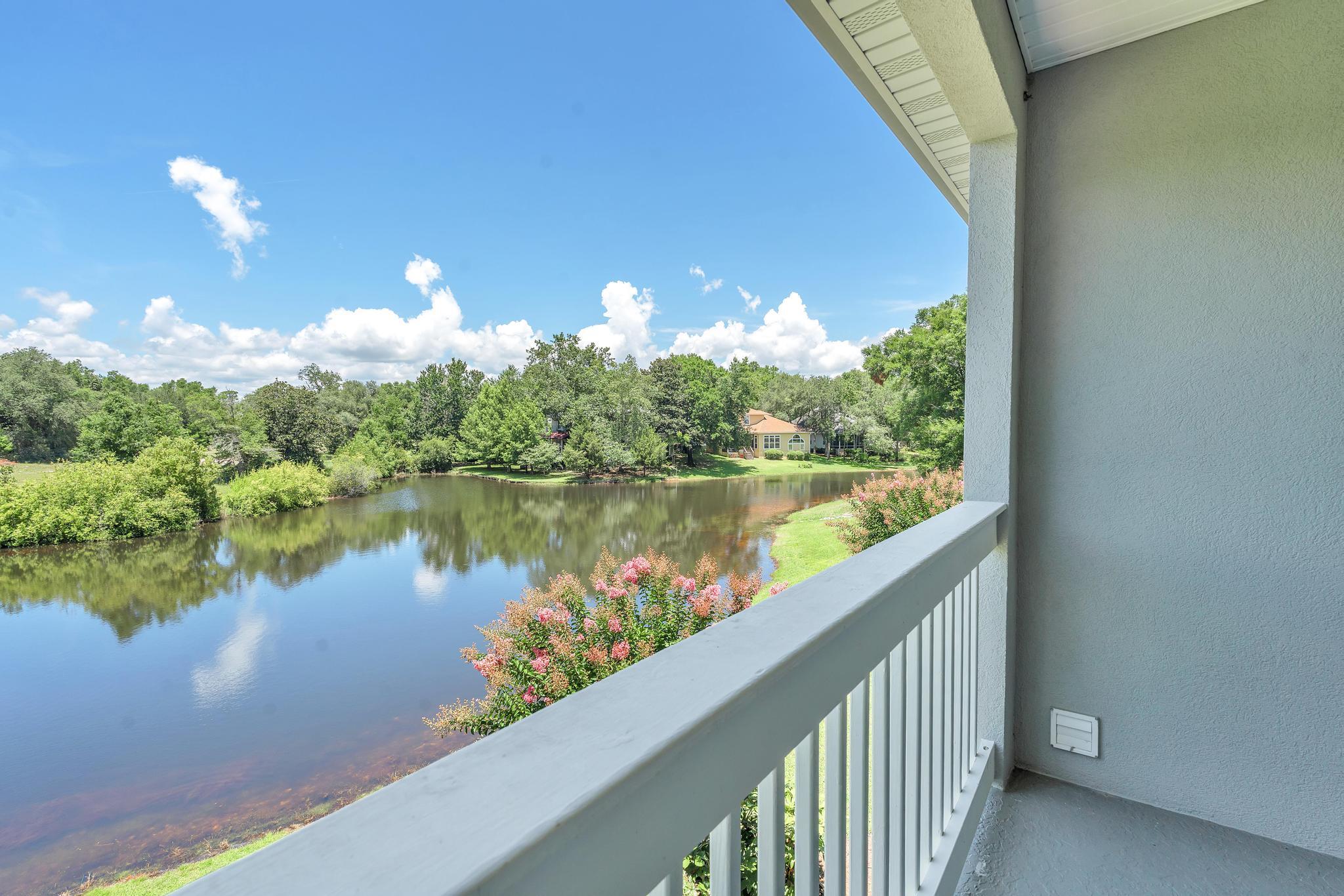 LAKESIDE CONDO AT BLUEWATER BAY - Residential Lease