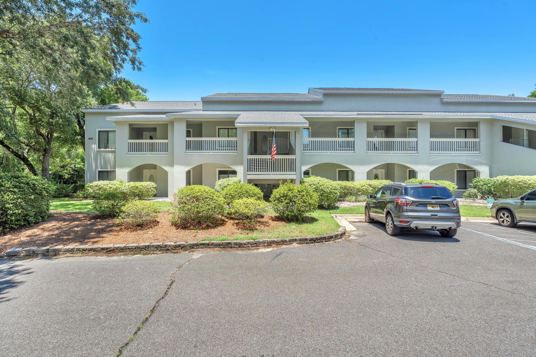 LAKESIDE CONDO AT BLUEWATER BAY - Residential Lease