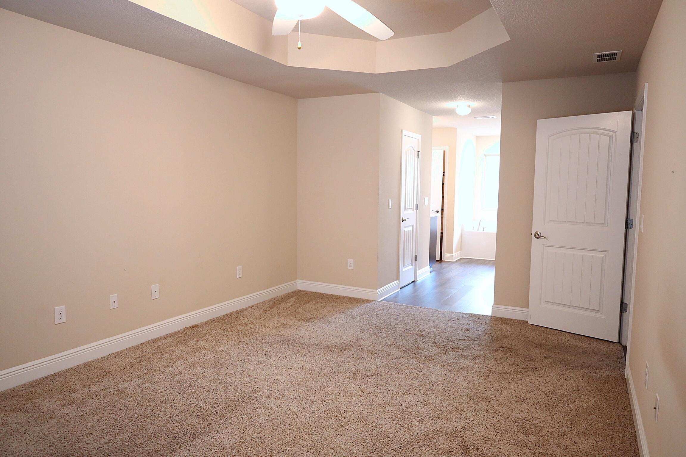 HOLLEY SHORES - Residential