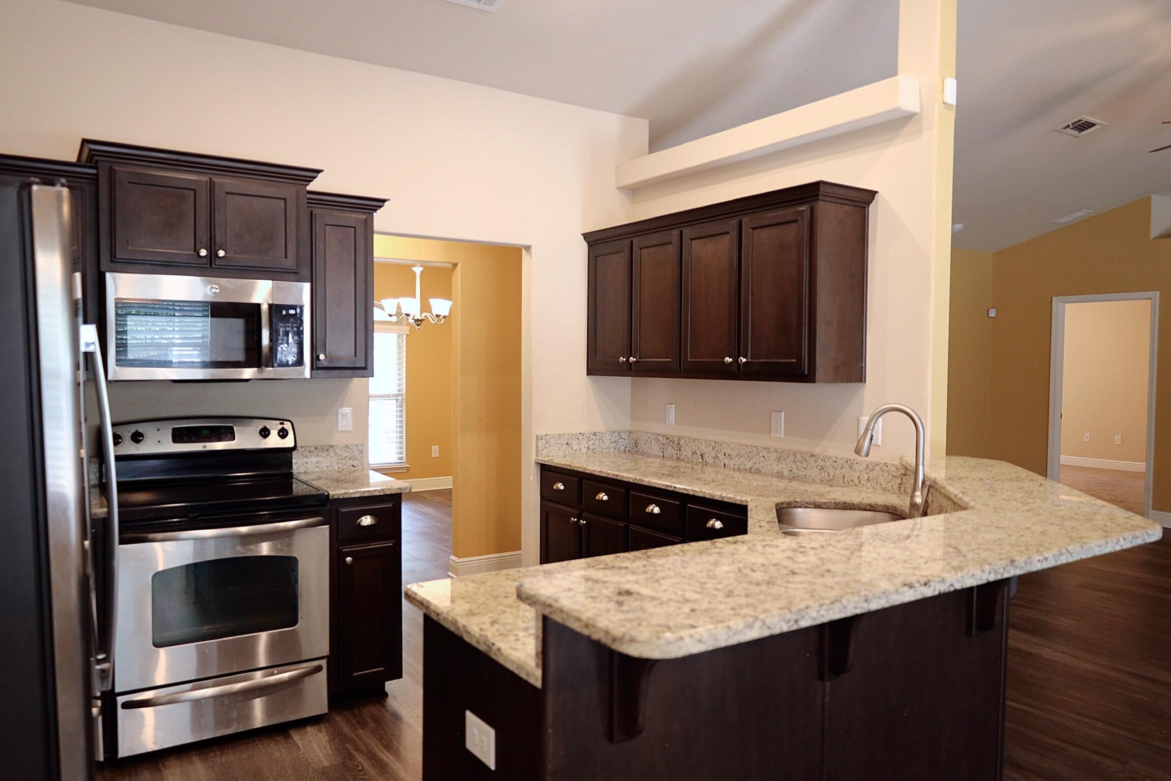 HOLLEY SHORES - Residential