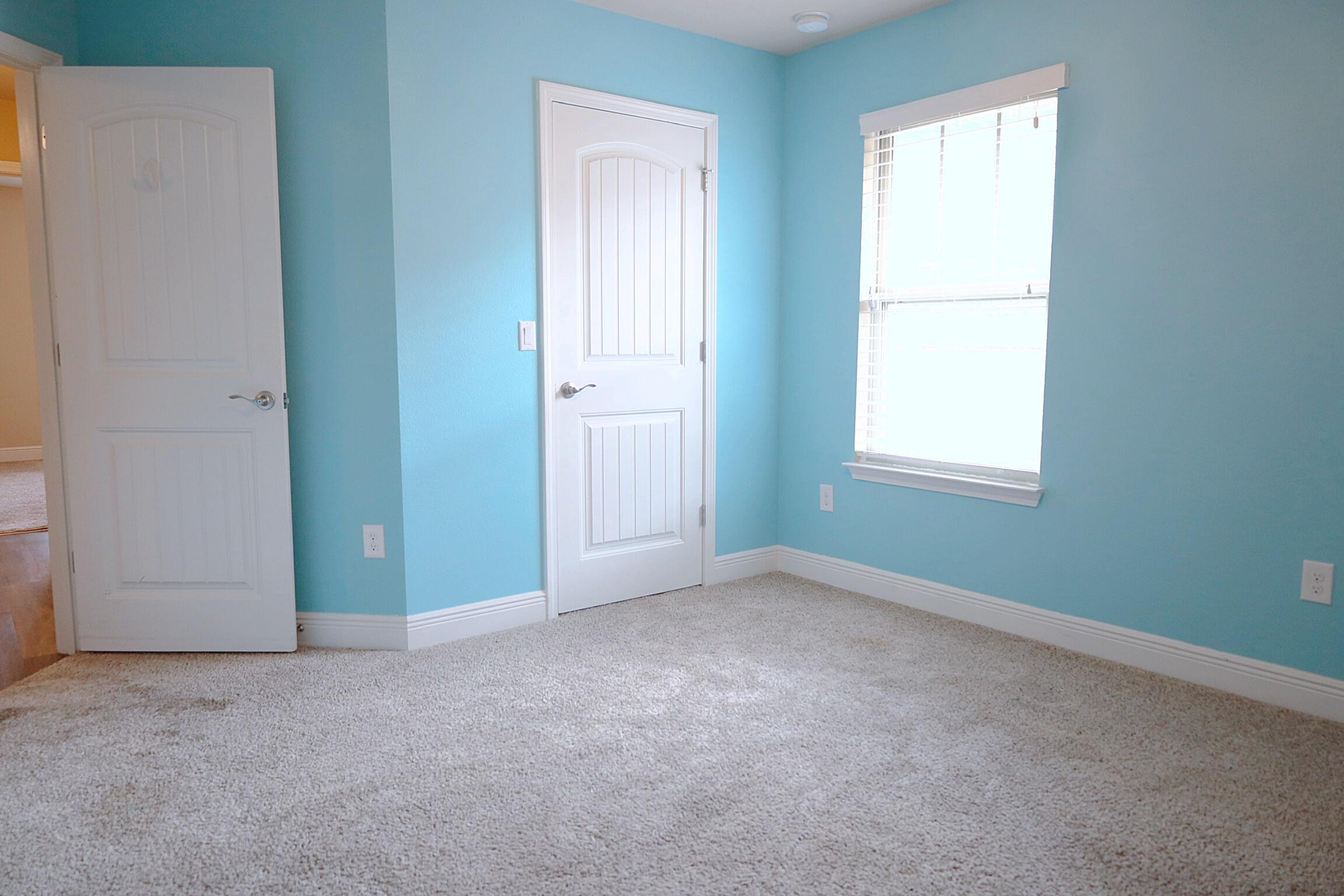 HOLLEY SHORES - Residential