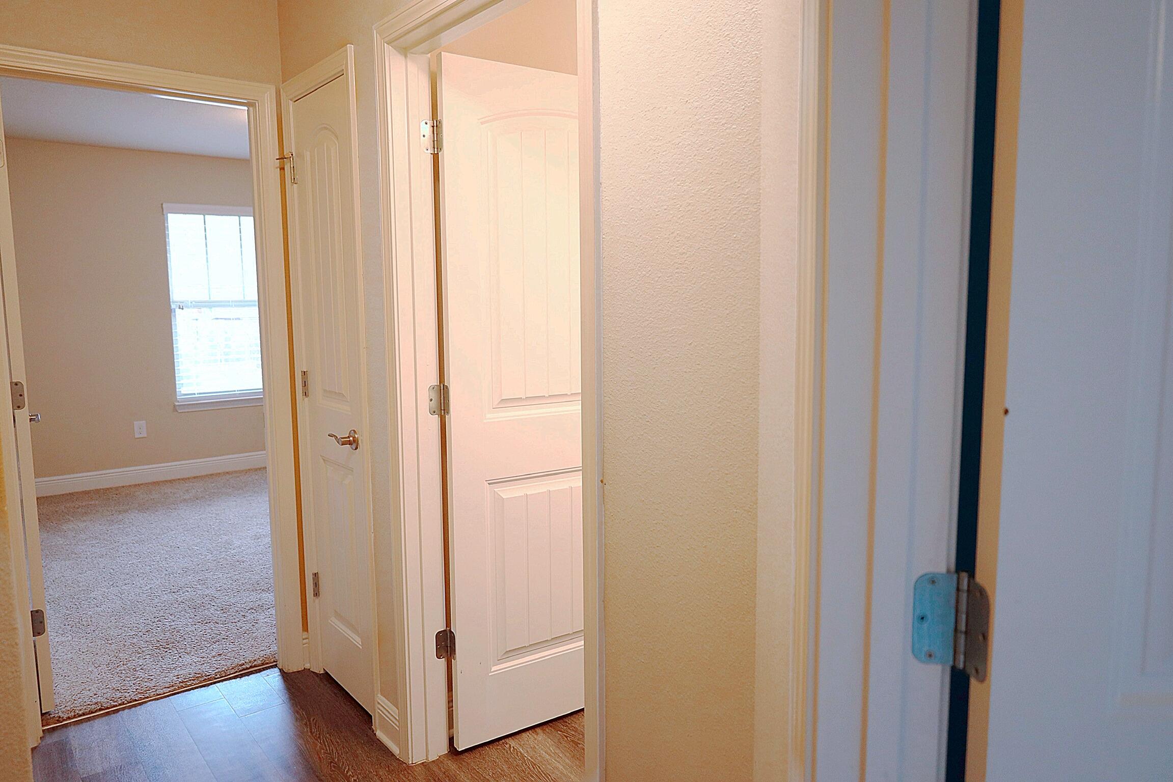 HOLLEY SHORES - Residential