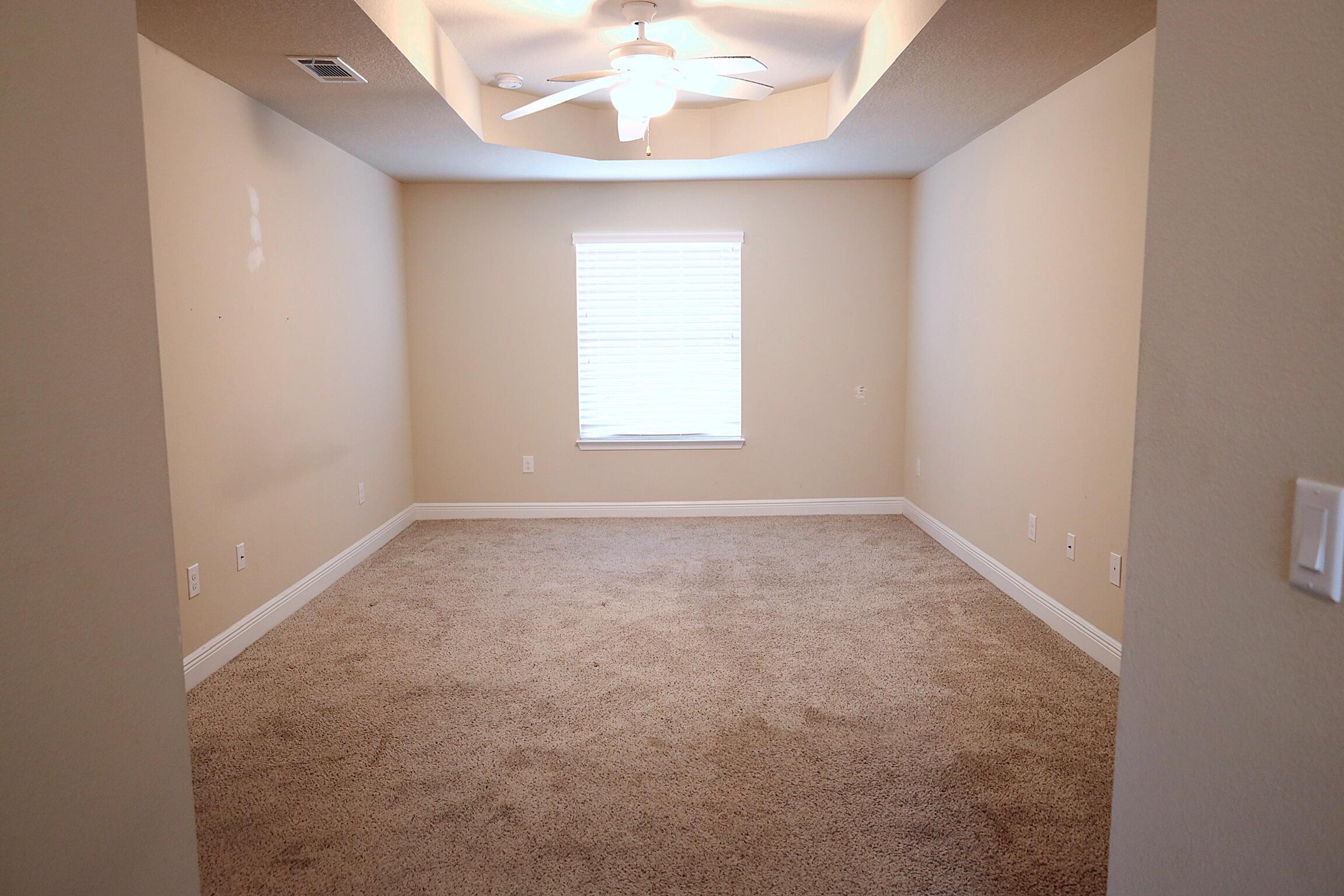 HOLLEY SHORES - Residential