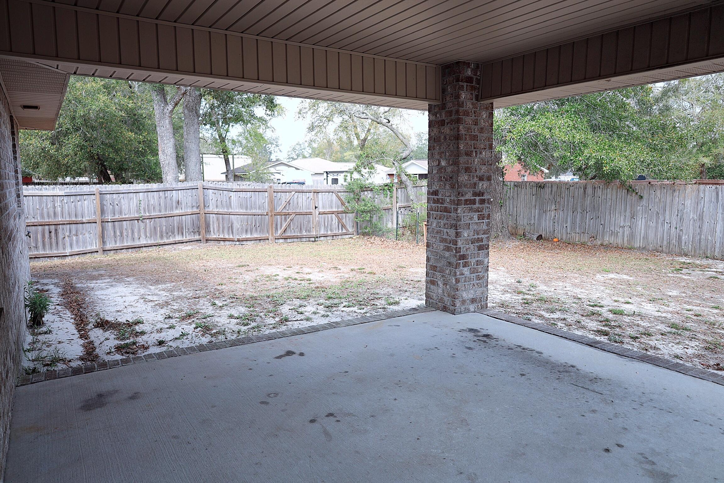 HOLLEY SHORES - Residential