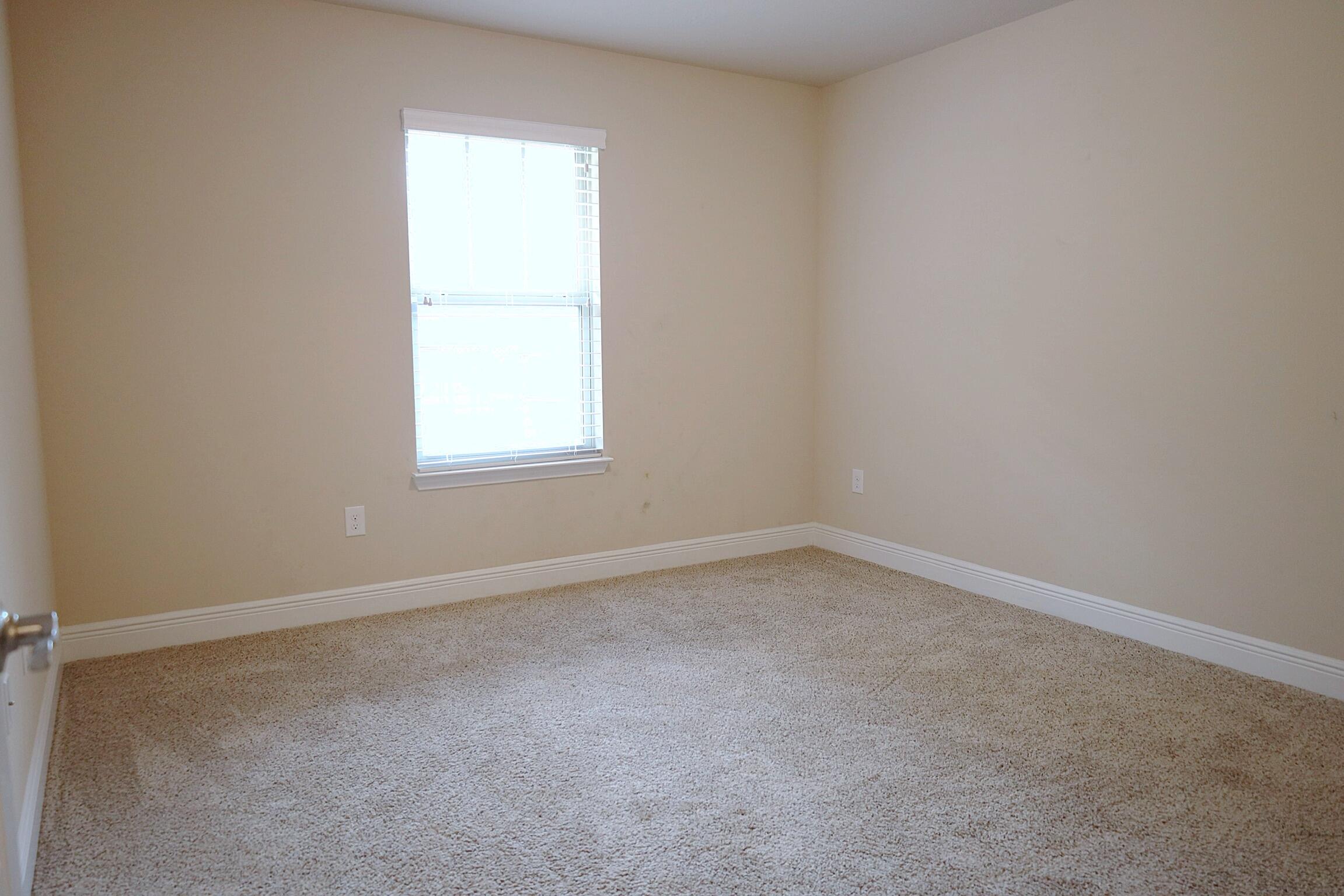 HOLLEY SHORES - Residential
