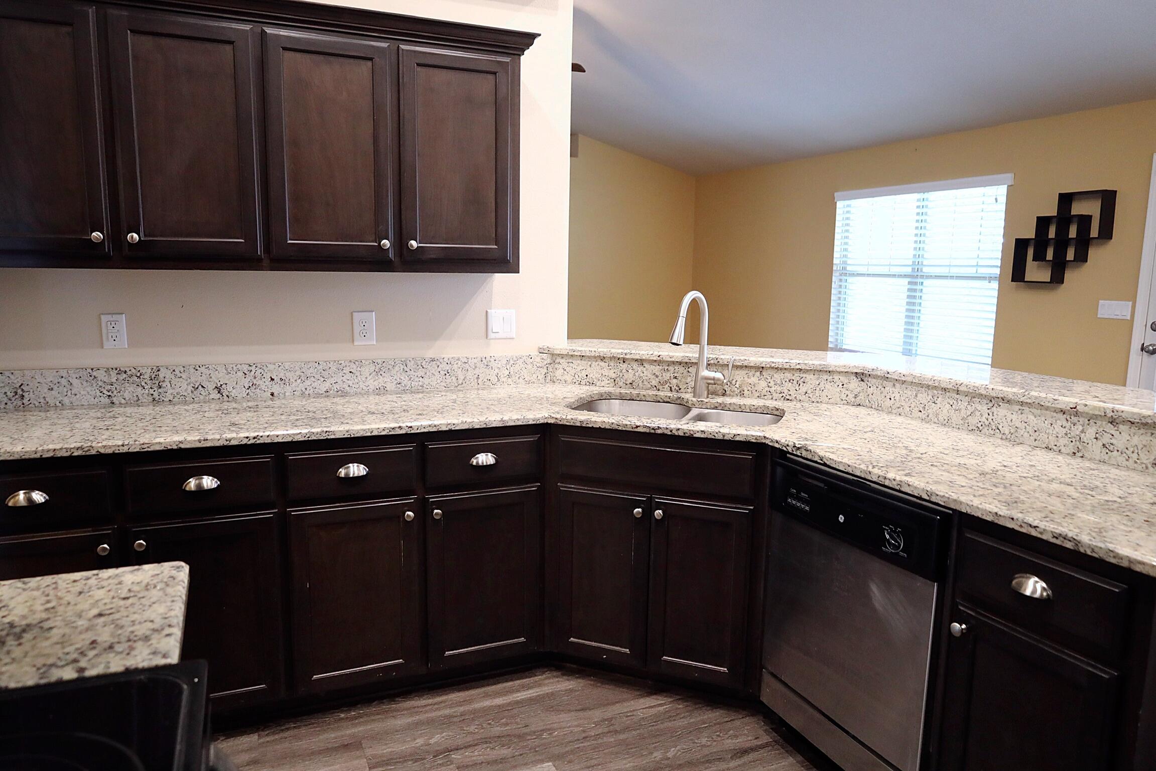 HOLLEY SHORES - Residential