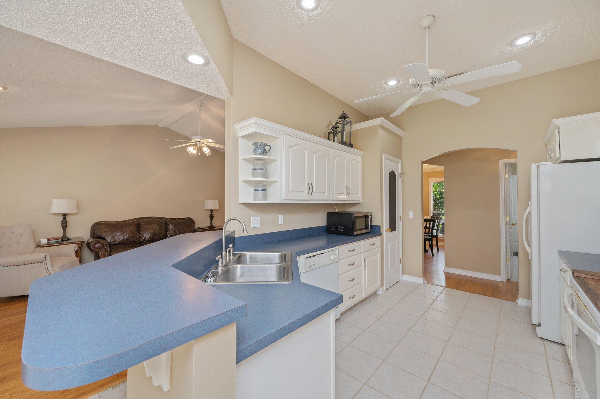 HOMESTEAD MANOR S/D - Residential