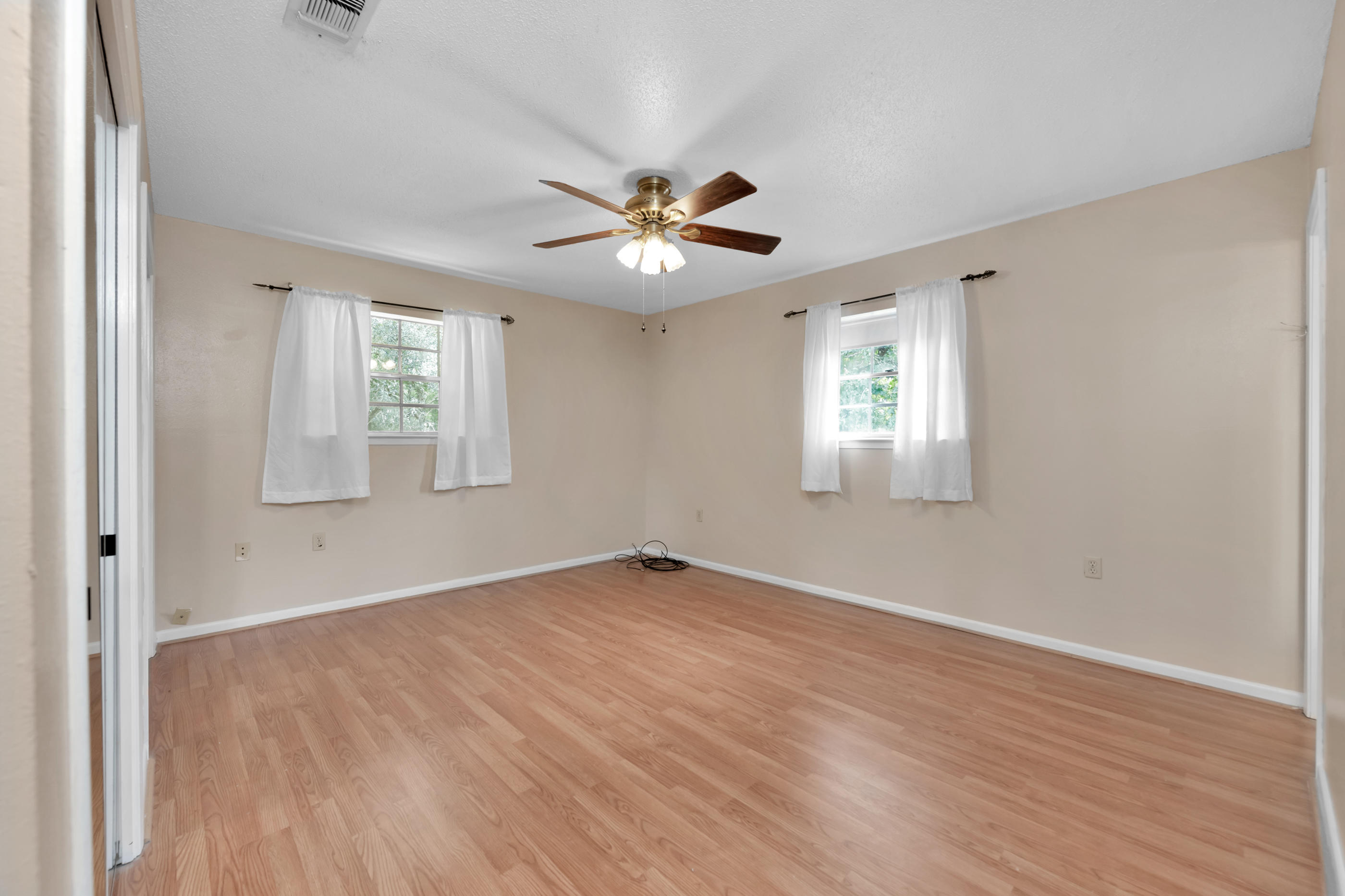 BAYOU POQUITO - Residential
