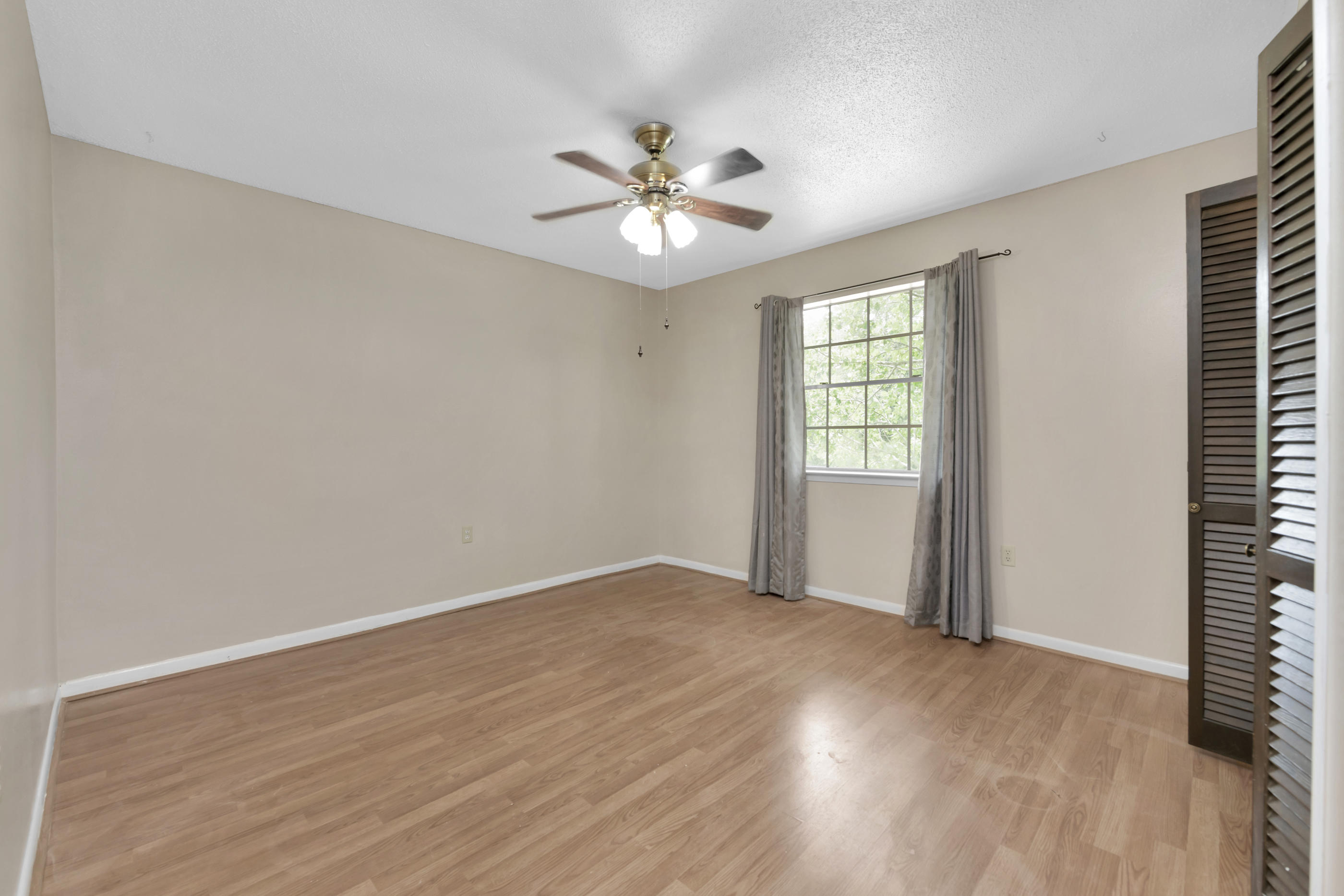 BAYOU POQUITO - Residential
