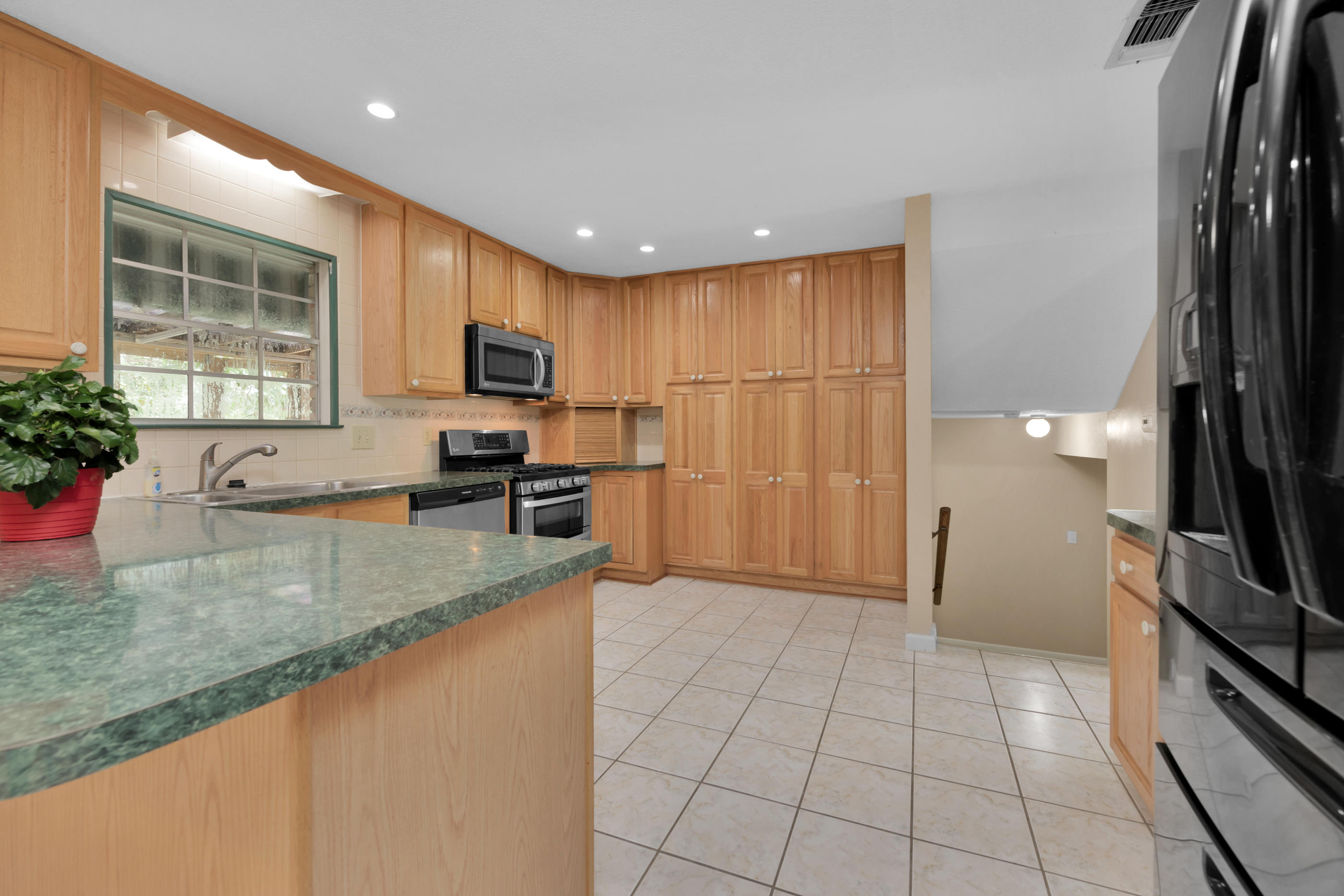 BAYOU POQUITO - Residential