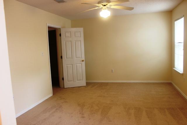 PARKWOOD SQUARE PH 2 - Residential