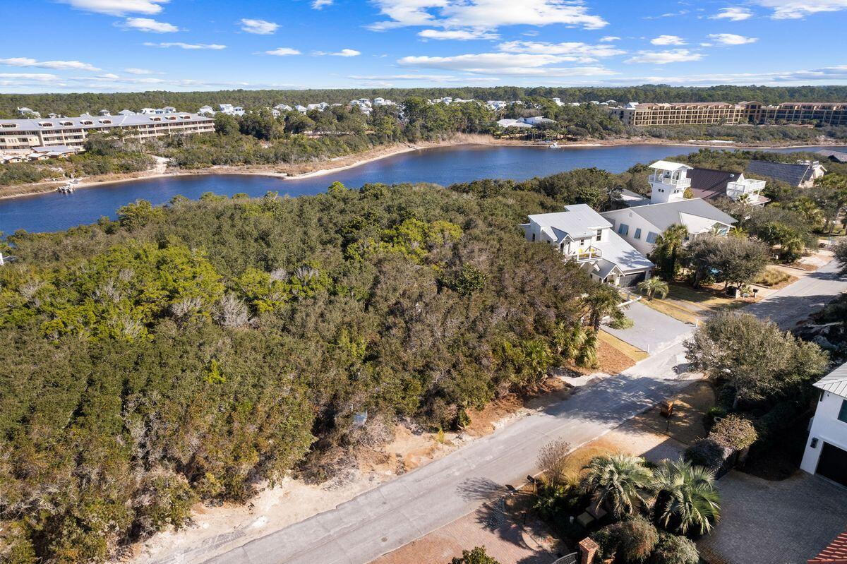 BLUE MOUNTAIN BEACH - Land