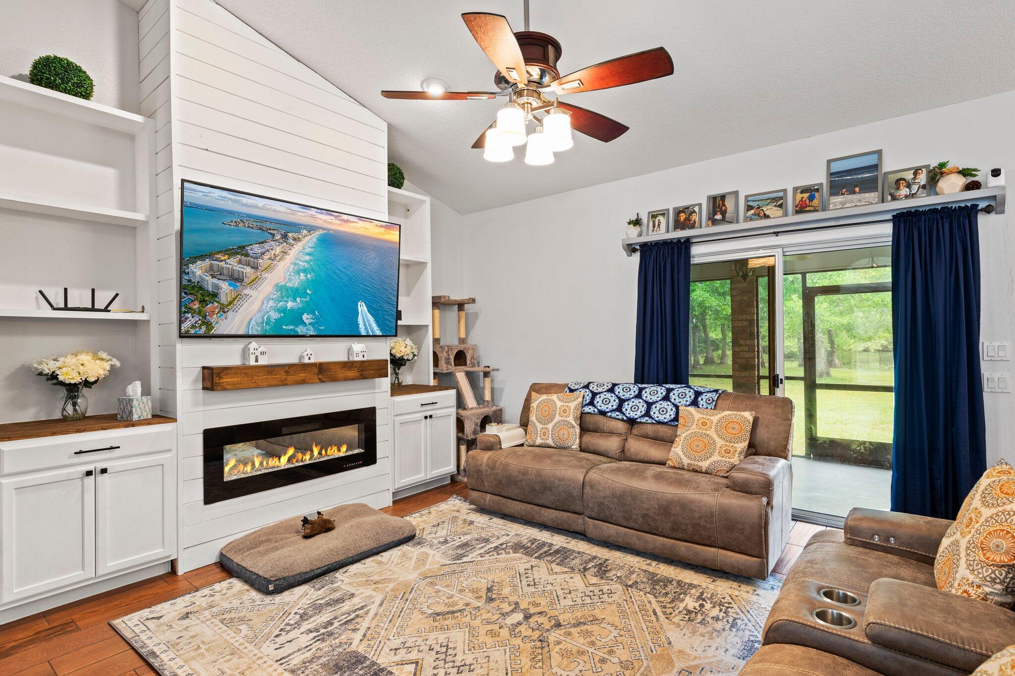 ADRIAN WOODS - Residential