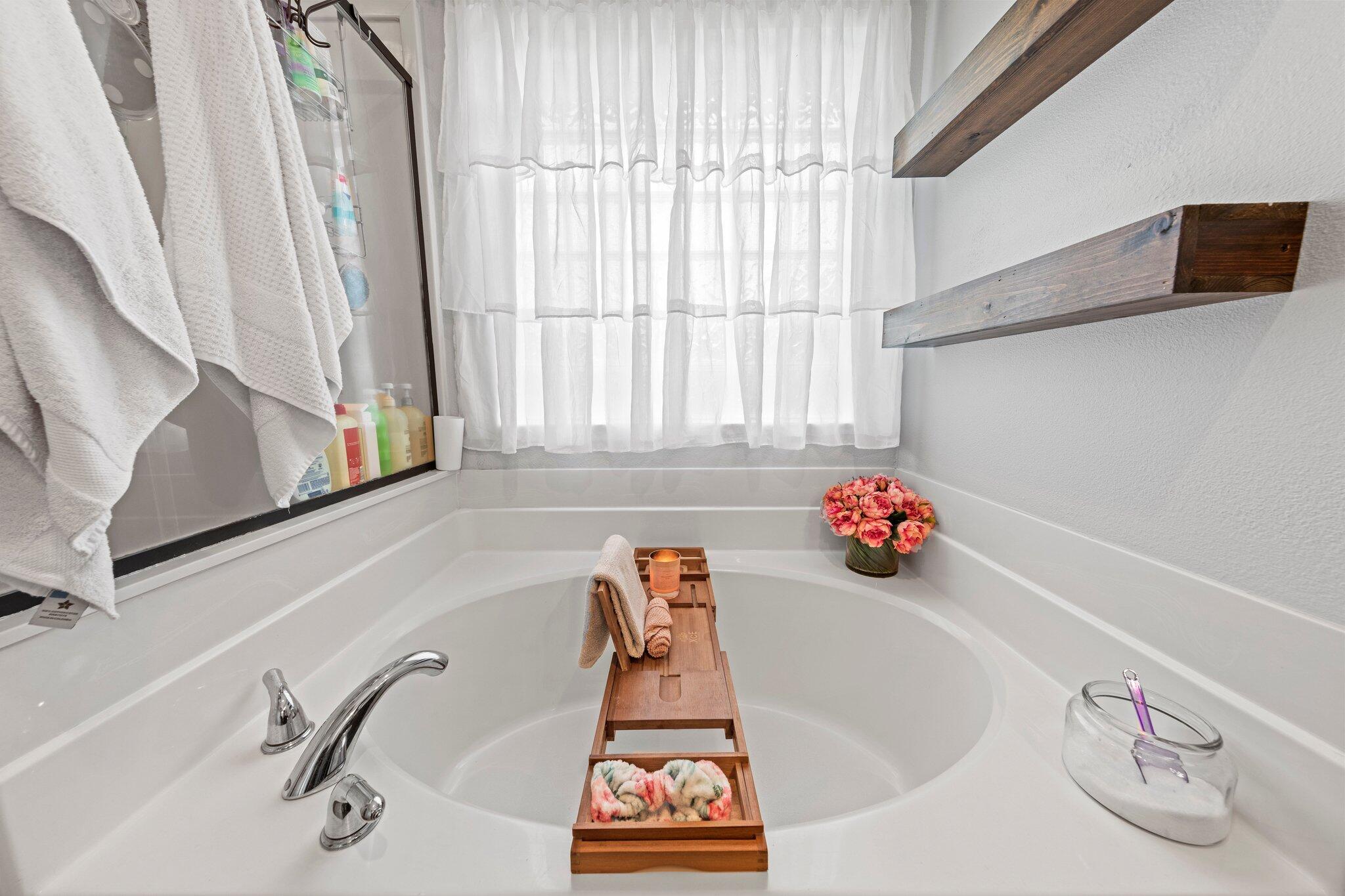 ADRIAN WOODS - Residential