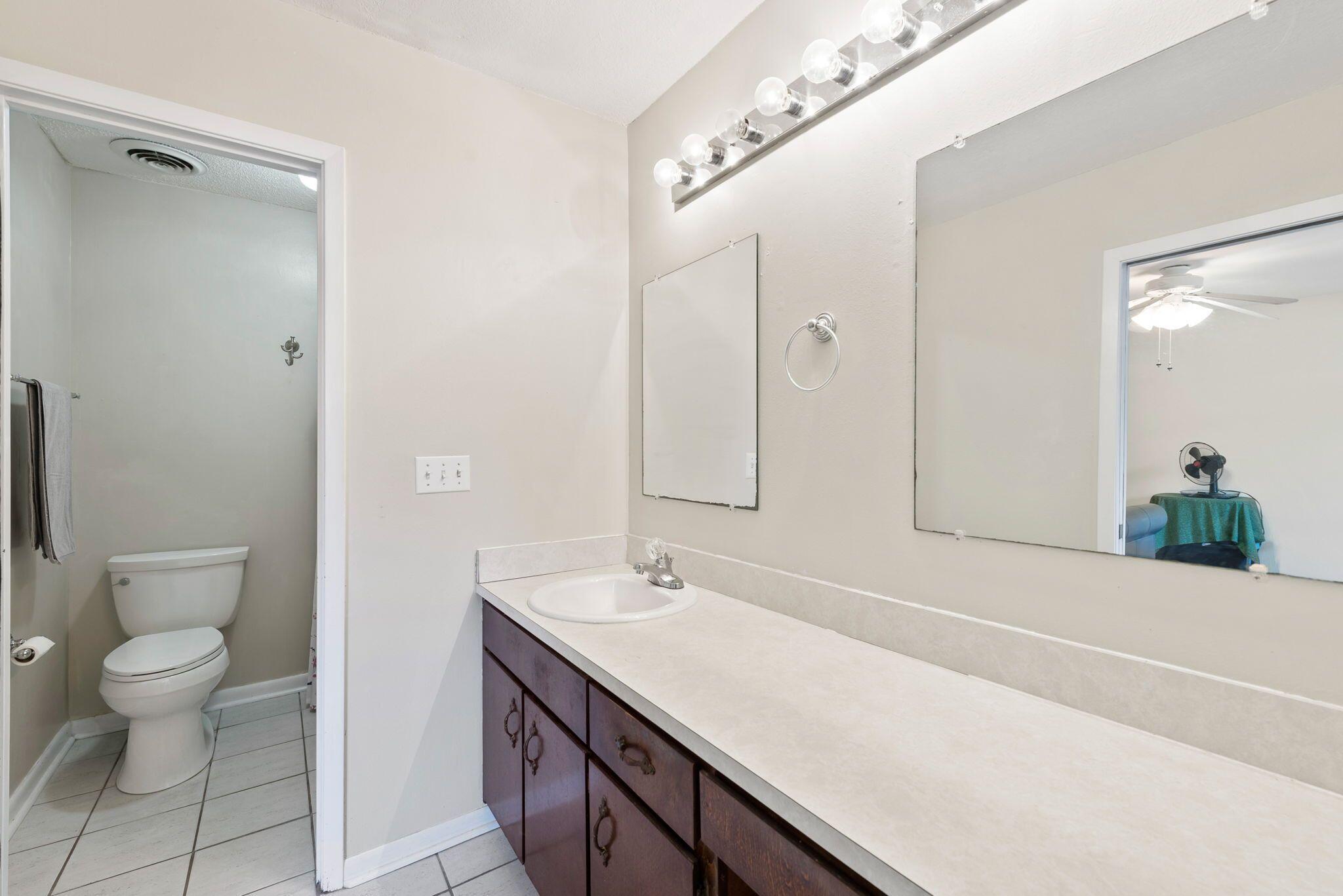 REGENCY PARK - Residential