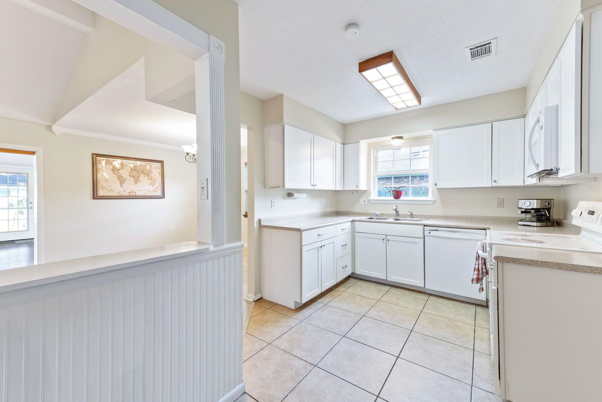 REGENCY PARK - Residential