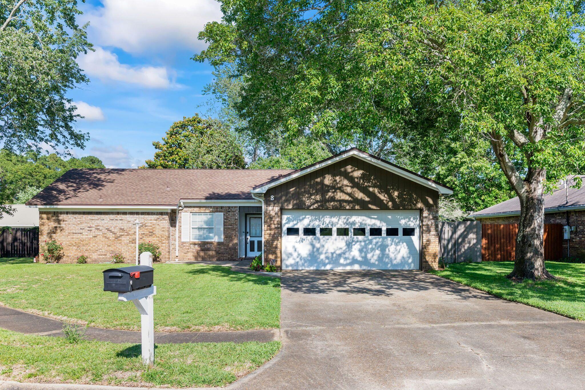 REGENCY PARK - Residential