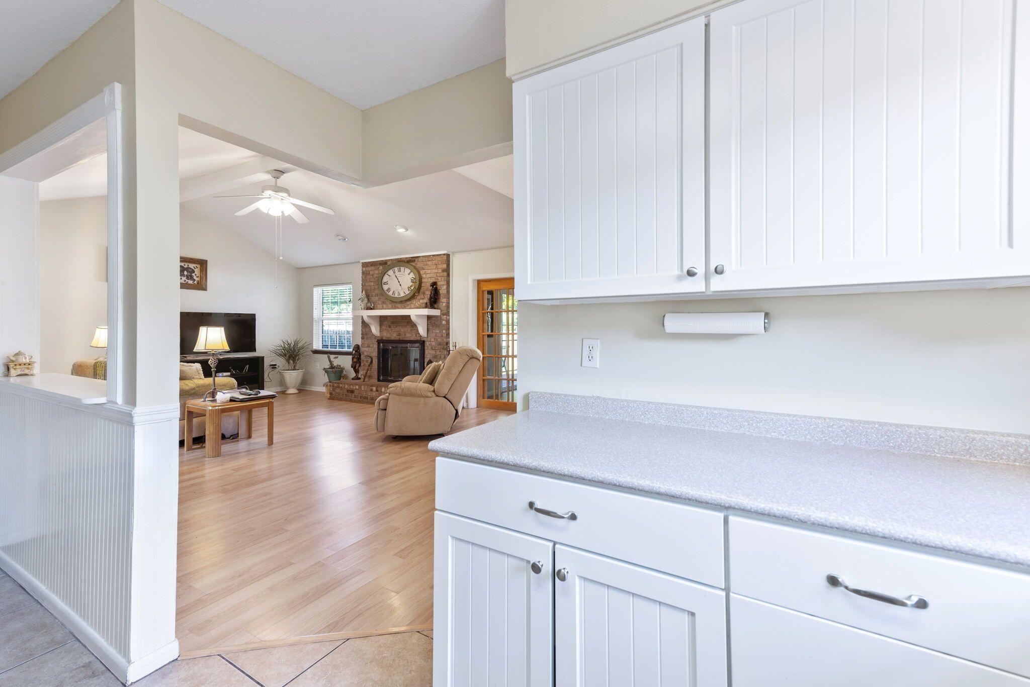 REGENCY PARK - Residential