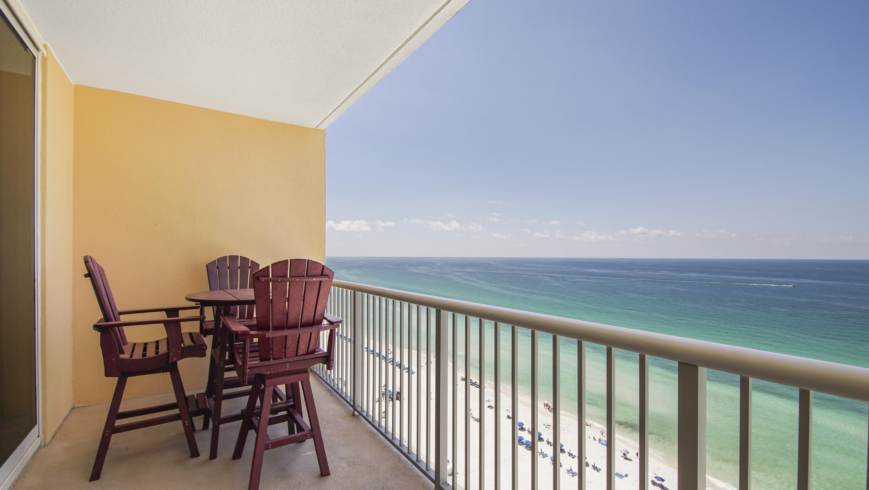 MAJESTIC BEACH TOWERS I - Residential