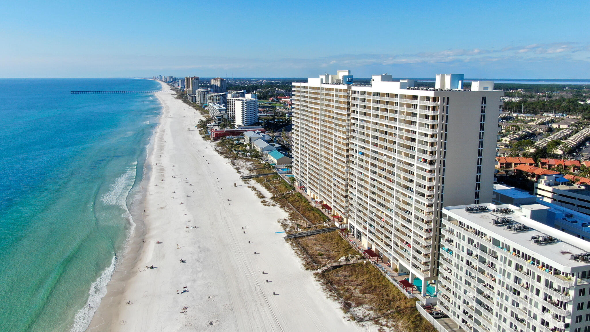 MAJESTIC BEACH TOWERS I - Residential