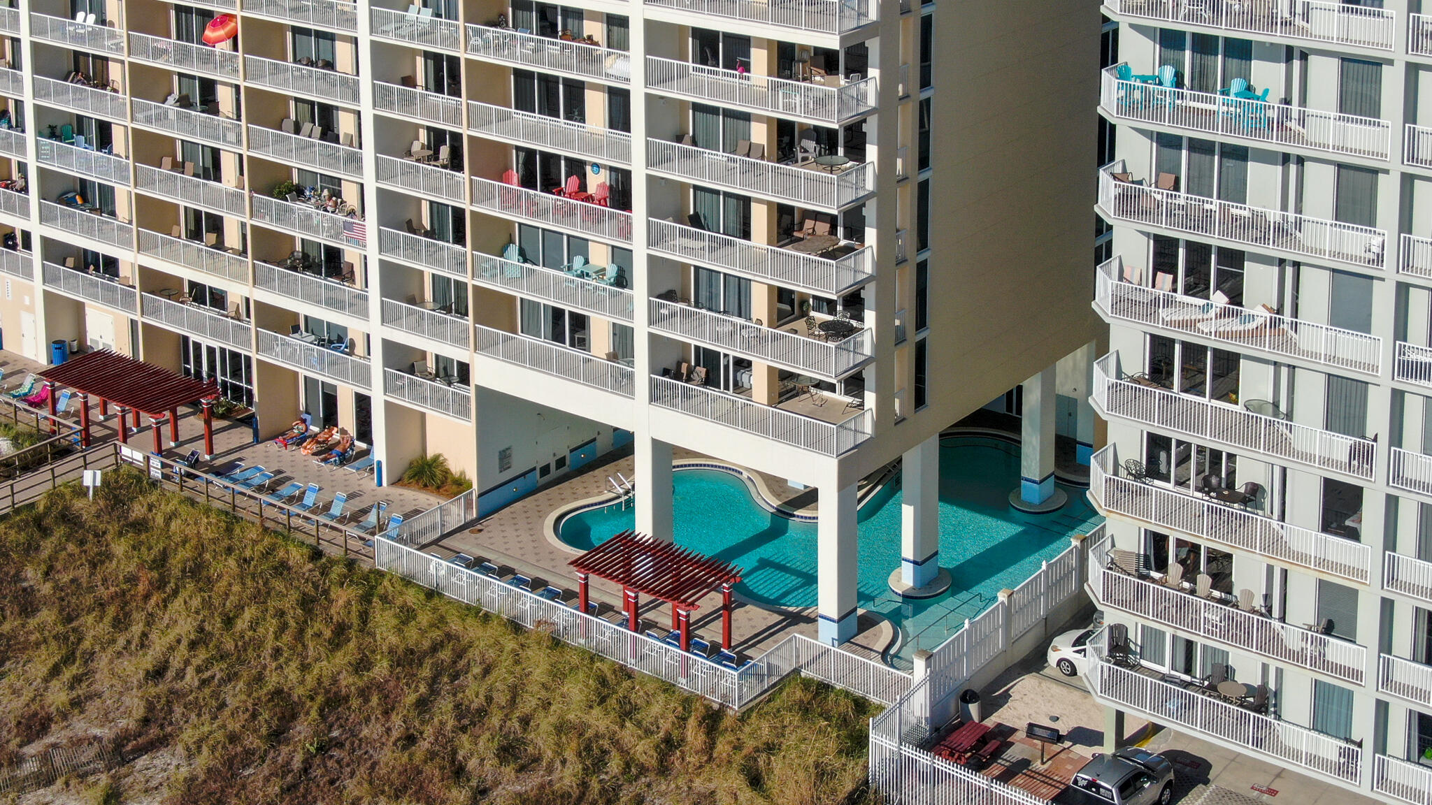 MAJESTIC BEACH TOWERS I - Residential