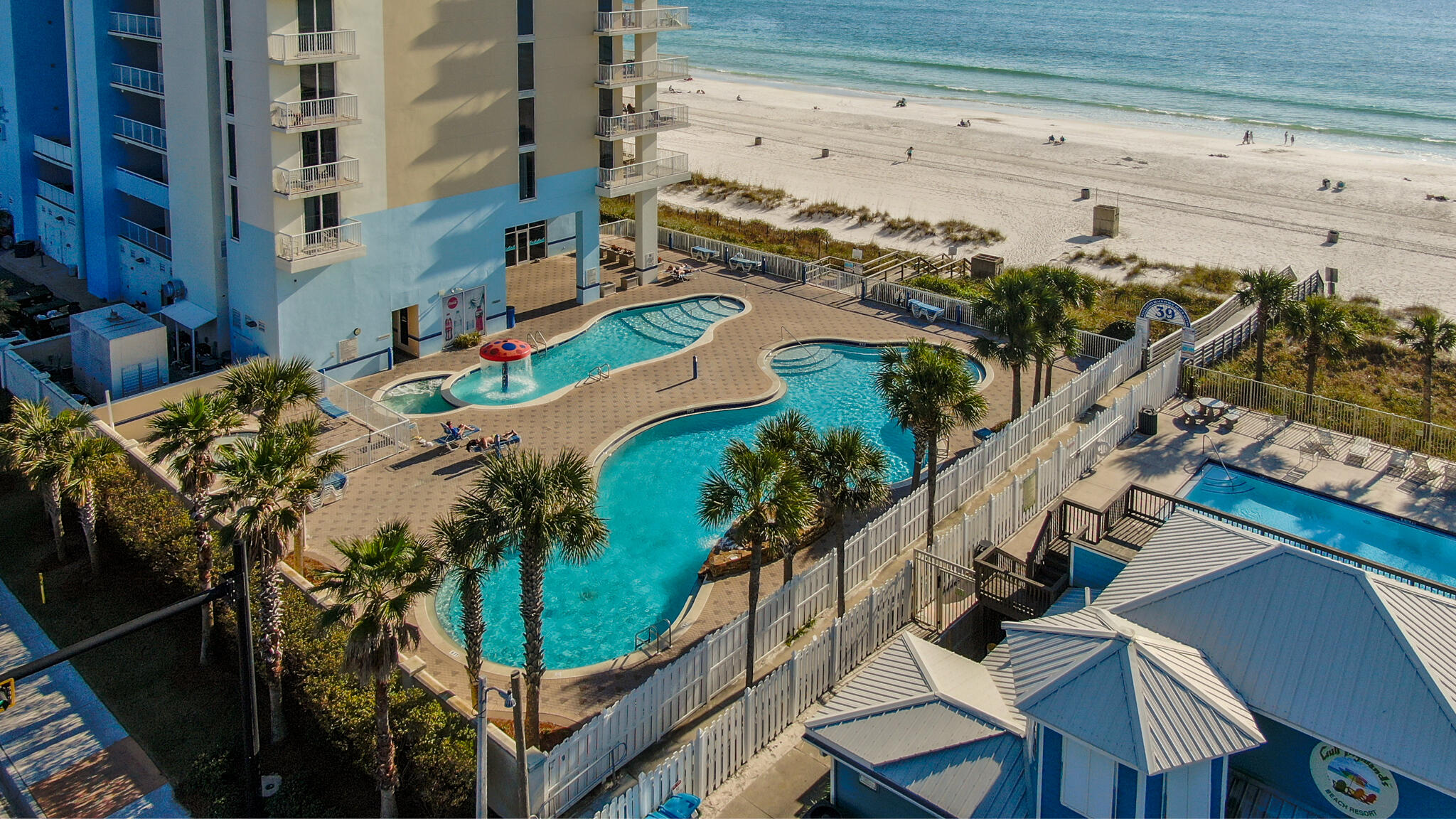 MAJESTIC BEACH TOWERS I - Residential