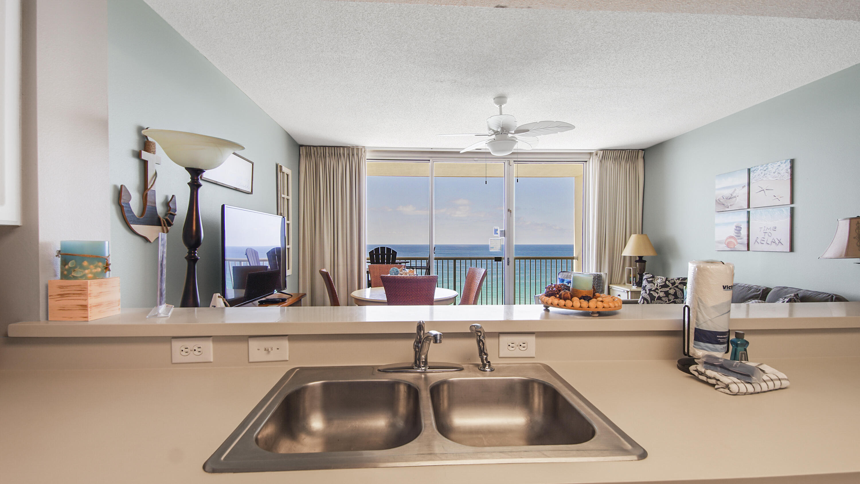 MAJESTIC BEACH TOWERS I - Residential