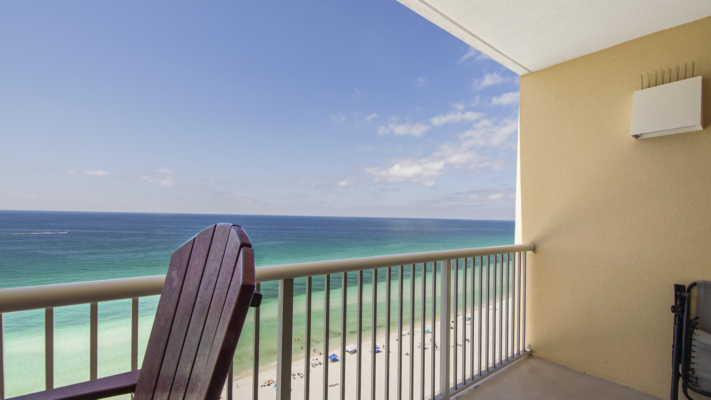 MAJESTIC BEACH TOWERS I - Residential