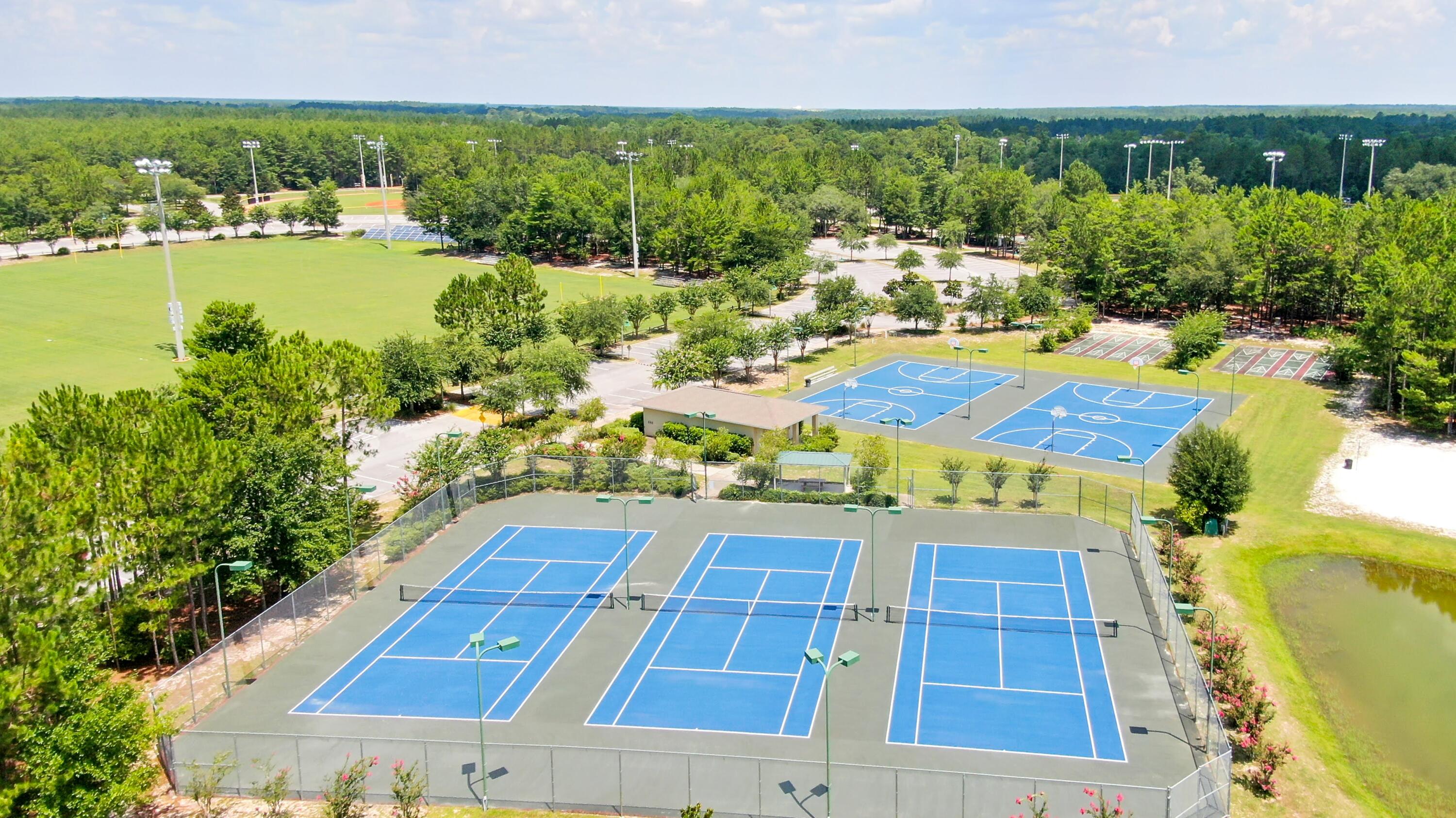 HAMMOCK BAY - Residential