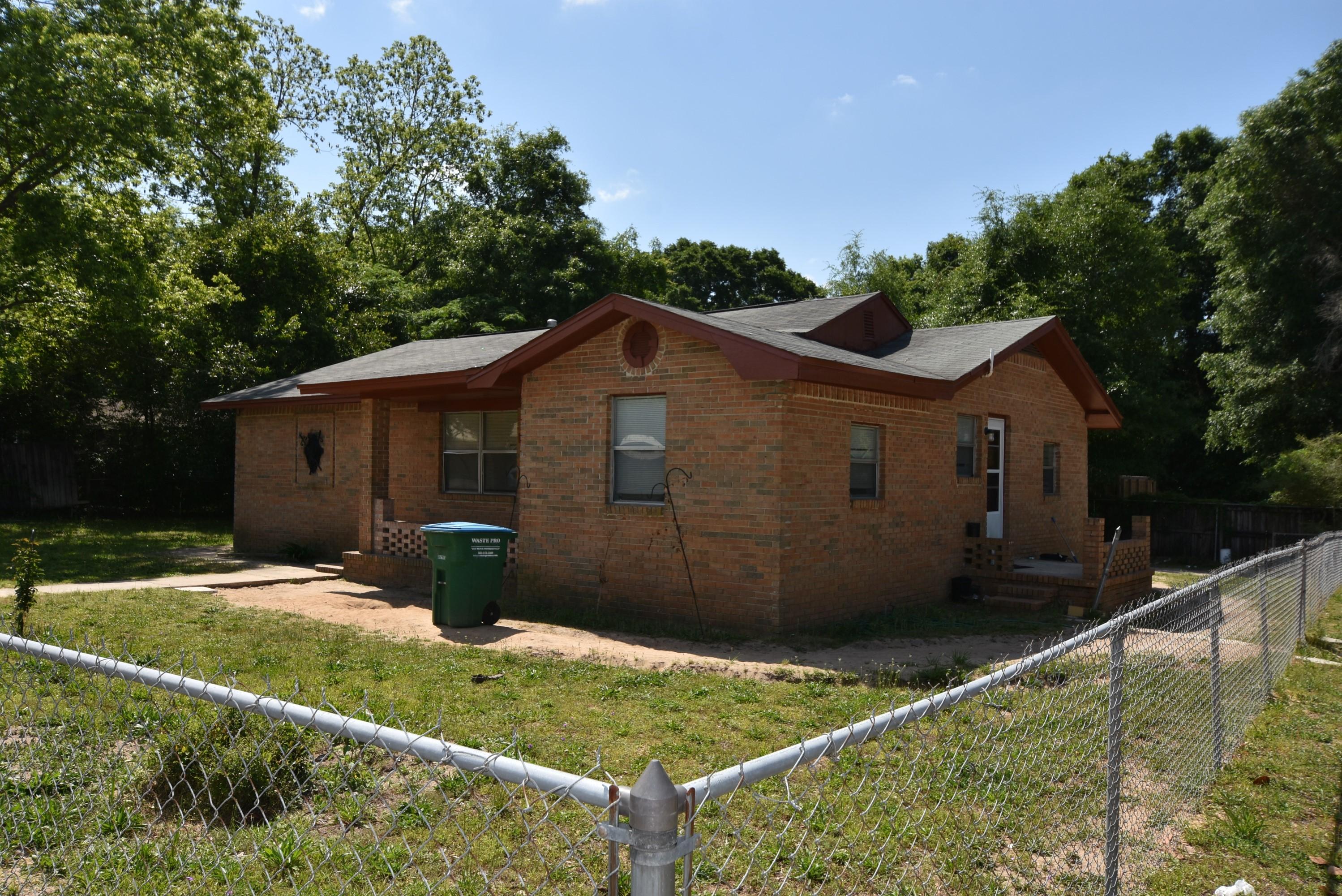 SULLIVANS ADDN TO CRESTVIEW - Residential