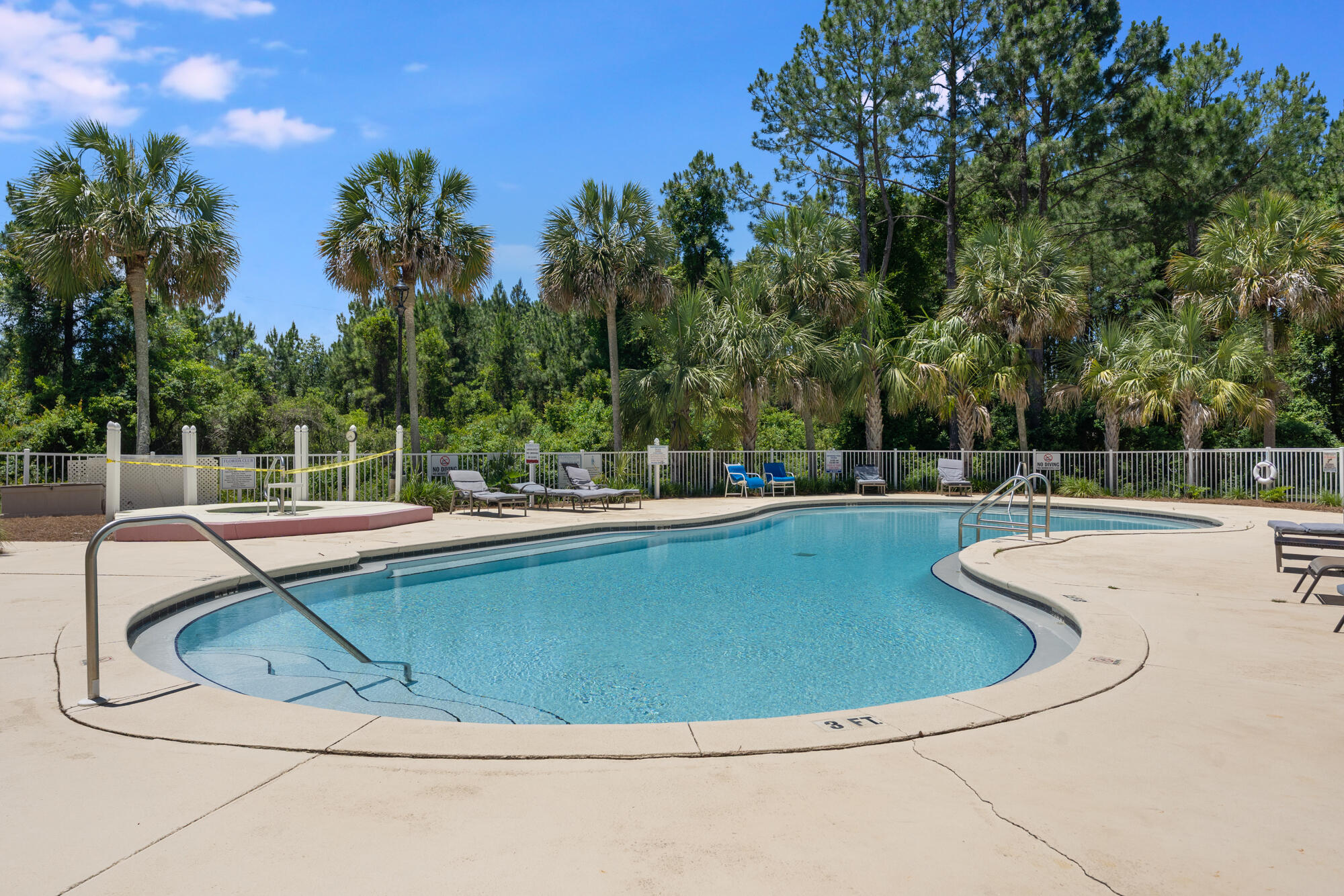 THE FLORIDA CLUB - Residential