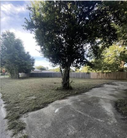 WELLES BROWNSVILLE 1ST ADDN - Land