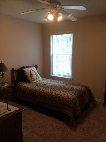 BISCAYNE POINTE - Residential