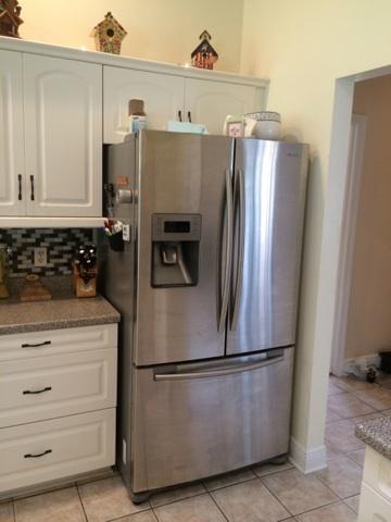 BISCAYNE POINTE - Residential