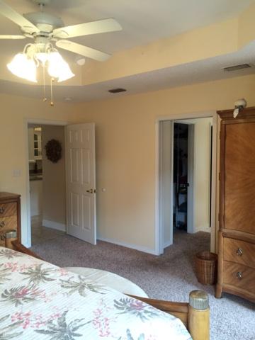 BISCAYNE POINTE - Residential