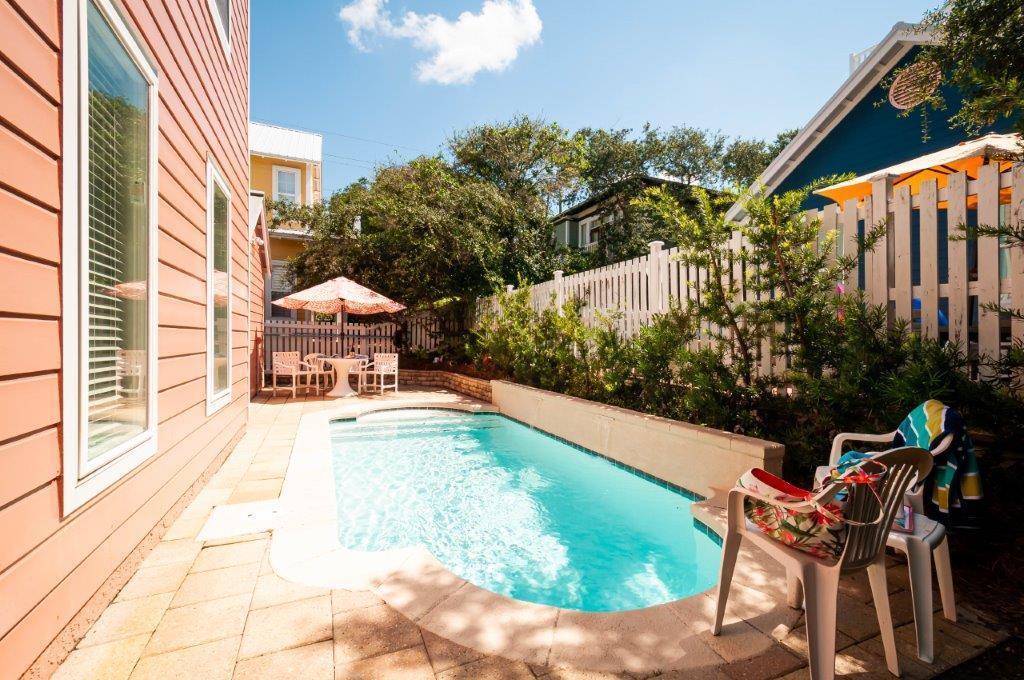 SUNRISE BEACH - Residential