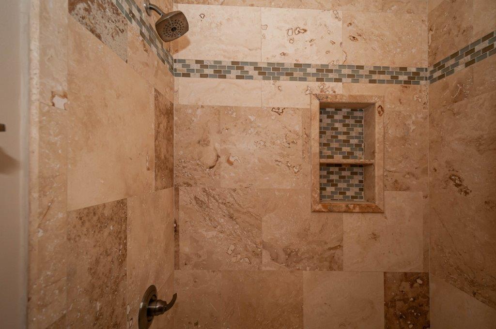 SUNRISE BEACH - Residential