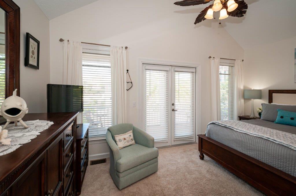 SUNRISE BEACH - Residential