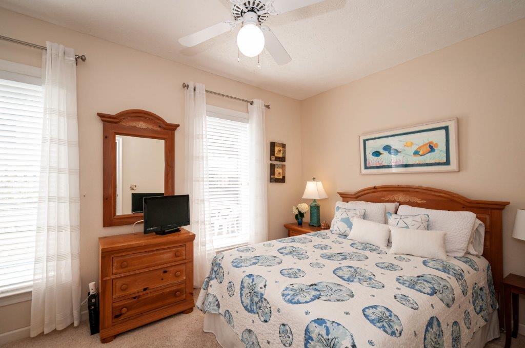 SUNRISE BEACH - Residential