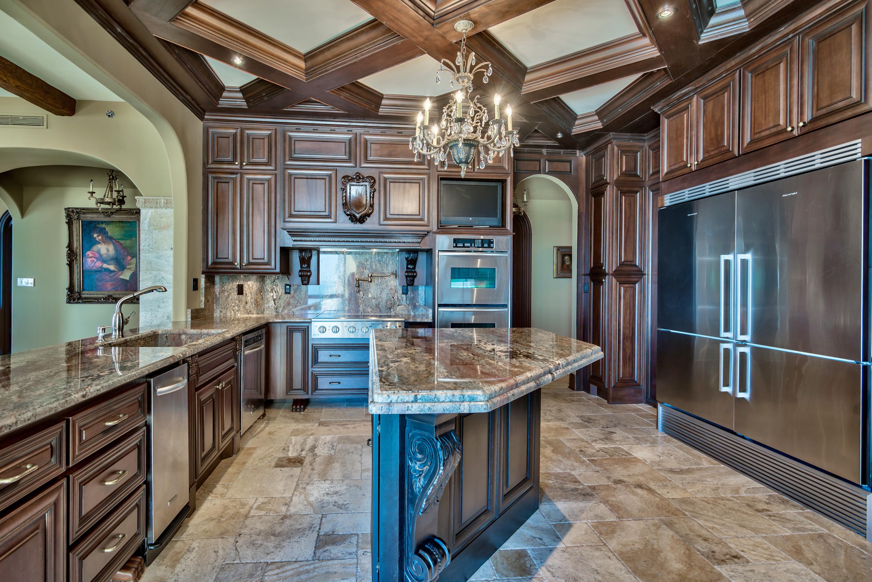 REGENCY TOWERS - Residential